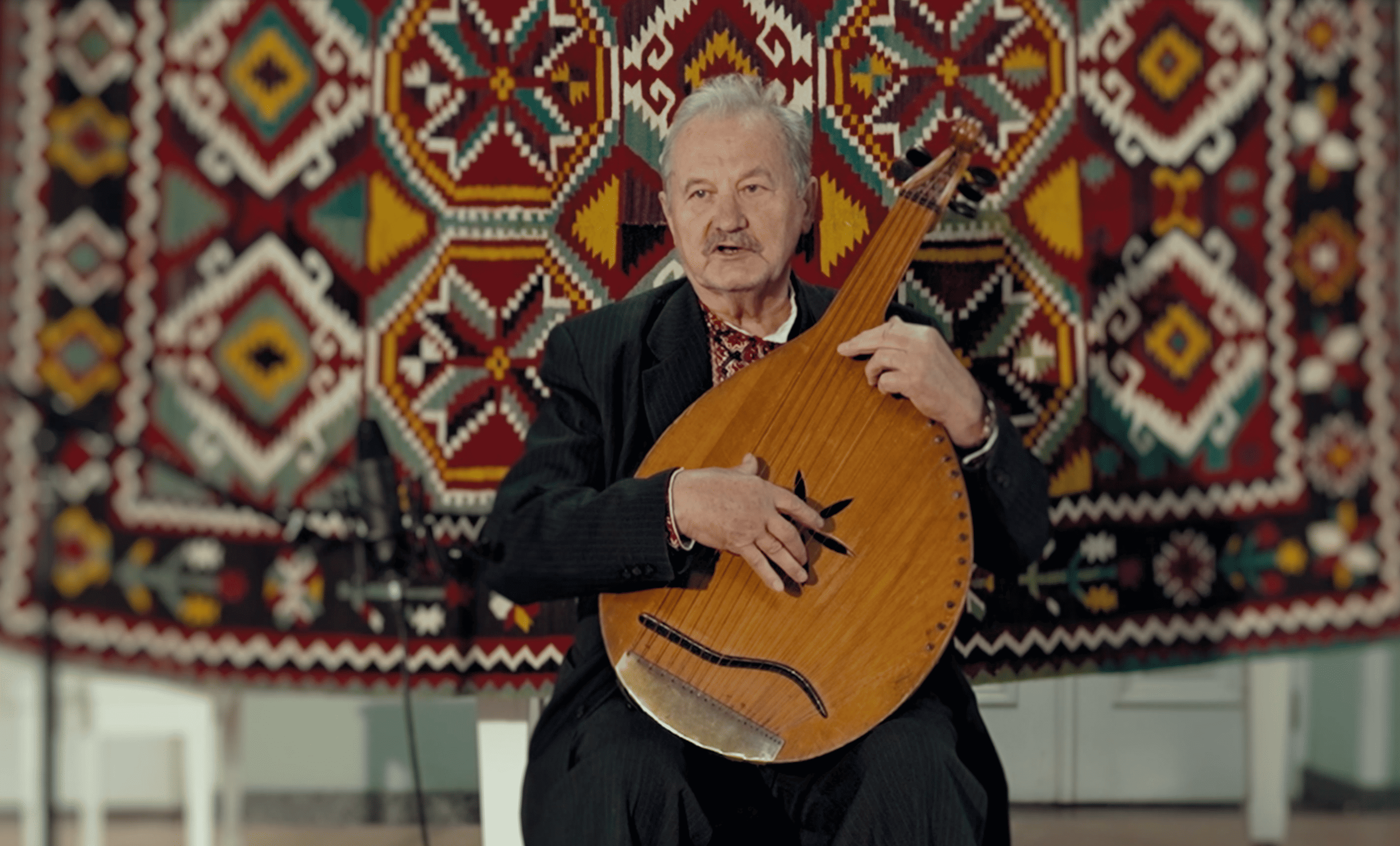 Микола Товкайло